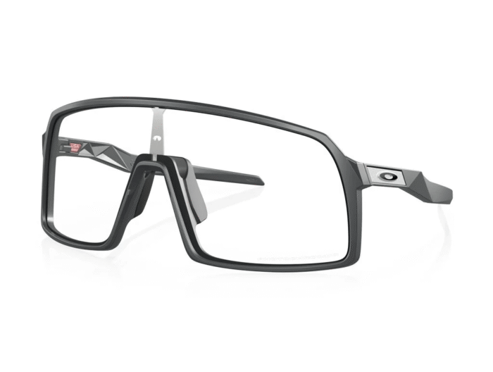 Oakley Sutro – Matte Carbon Clear to Black Iridium Photochromic